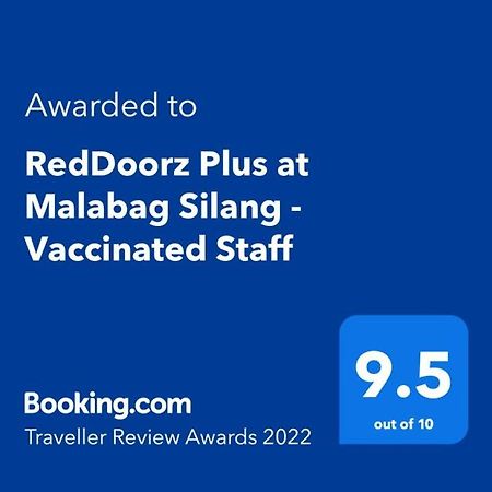 Reddoorz Plus At Malabag Silang - Vaccinated Staff Dış mekan fotoğraf